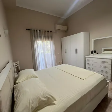 Dyrrah G In The Heart Of Apartman Durrës